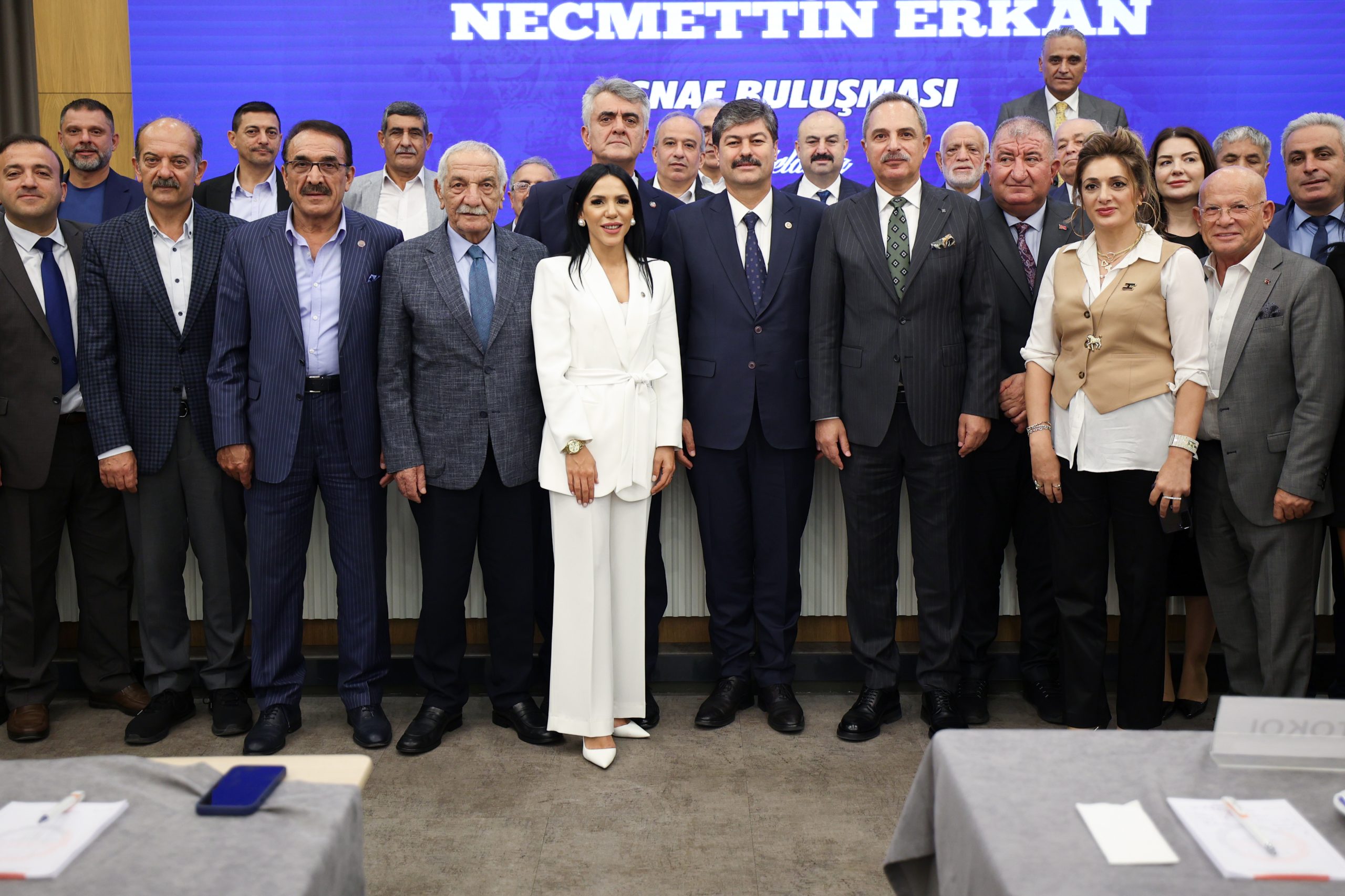 Kırşehir Valisi: Şehrimiz yatırımlarla büyüyor, geleceğe güvenle bakıyoruz